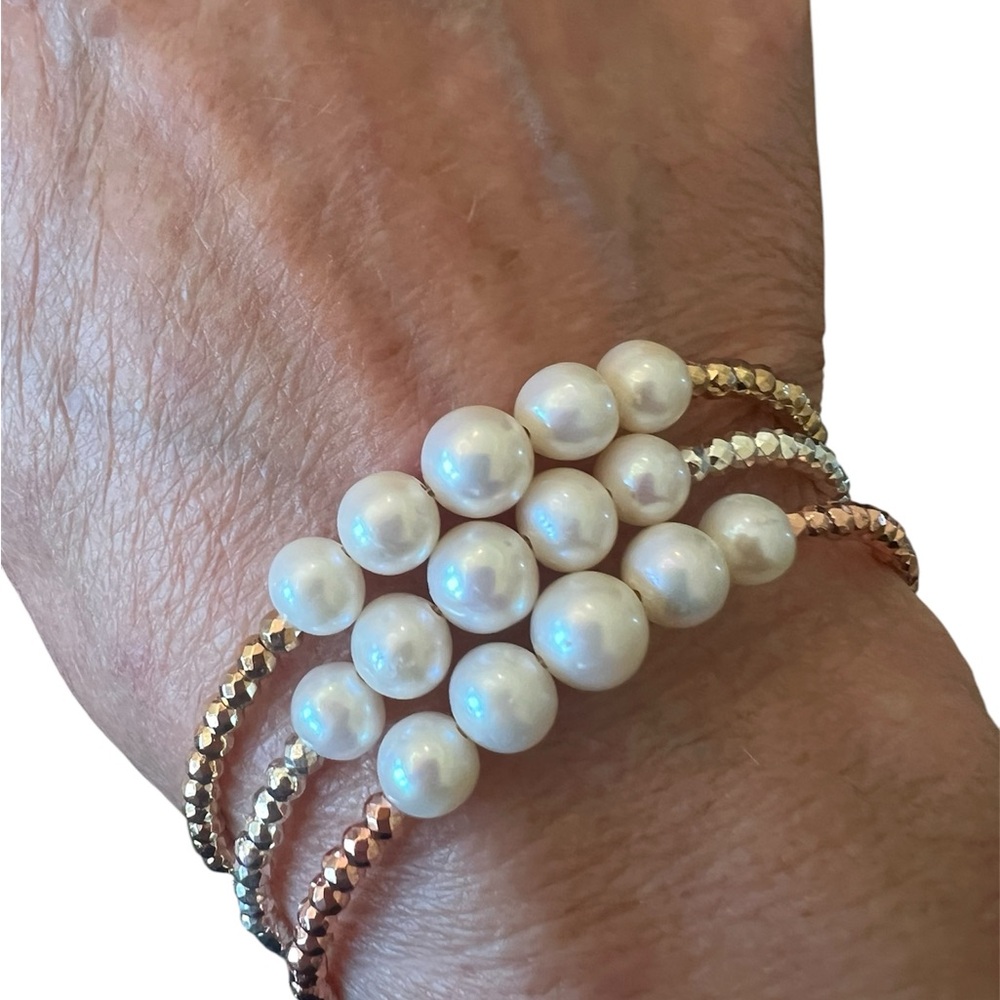 Fun Pearl and Bead Bracelet